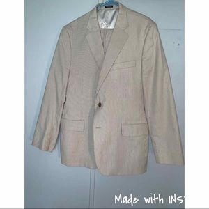 Two piece seersucker suit.